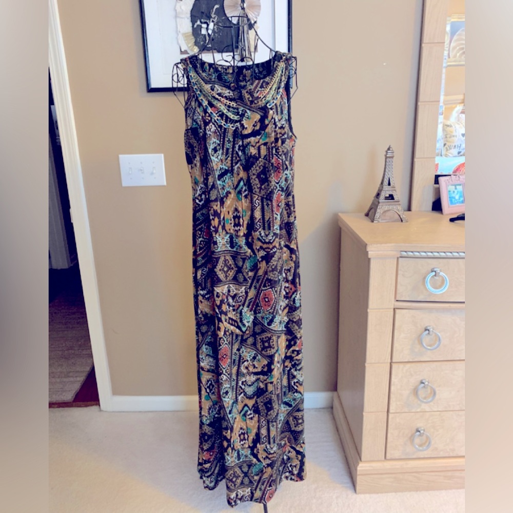 Women’s maxi dress